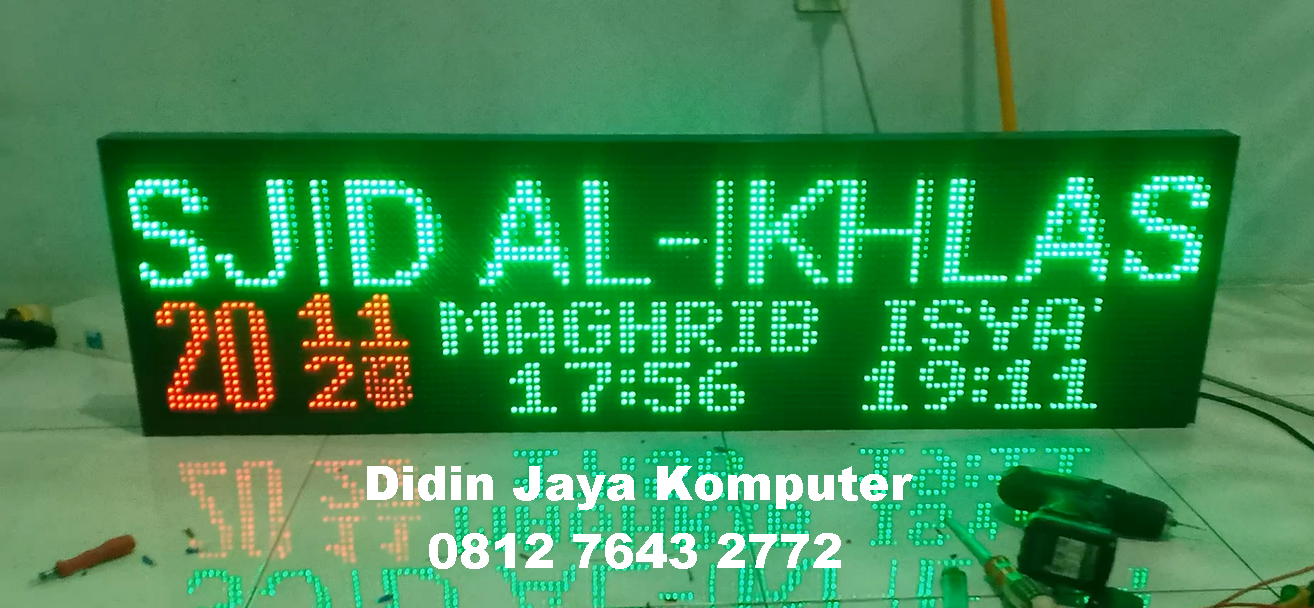 <p>Jadwal sholat digital merupakan sebuah jam yang menampilkan jadwal sholat otomatis yang berguna untuk mengingatkan kita untuk beribadah tepat waktu. Jadwal sholat digital mampu&nbsp;menampilkan jadwal sholat lima waktu serta jadwal imsak yang terupdate otomatis sehingga anda tidak perlu kita repot setting jam ini.</p>